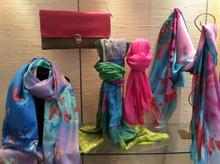 Foulards colorés en soie et coton