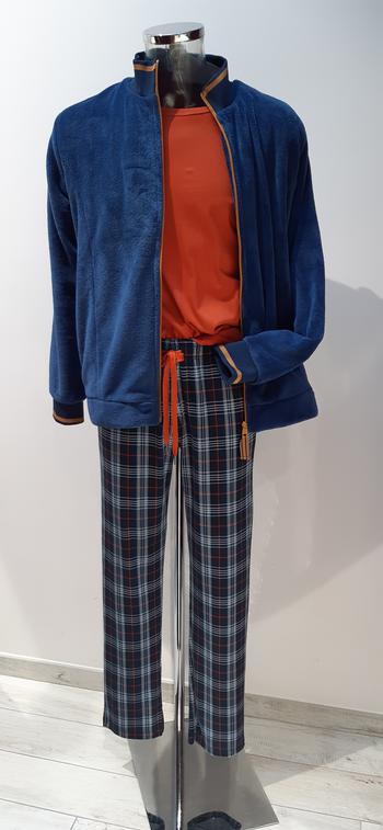 VESTE EGATEX ET PYJAMA CALIDA