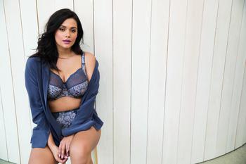 SG Elomi Mariella 74€