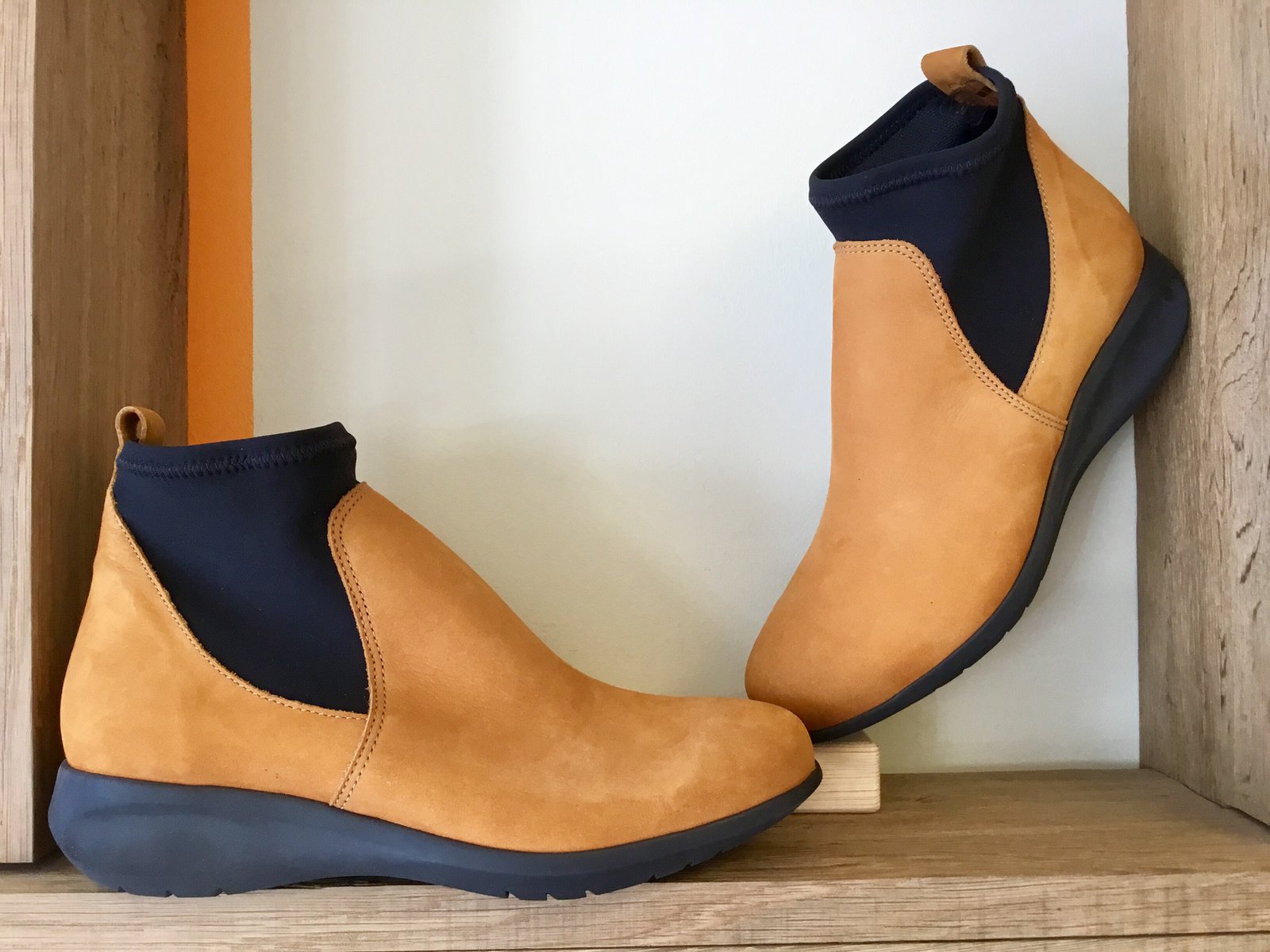 chaussures pieds larges et sensibles scholl