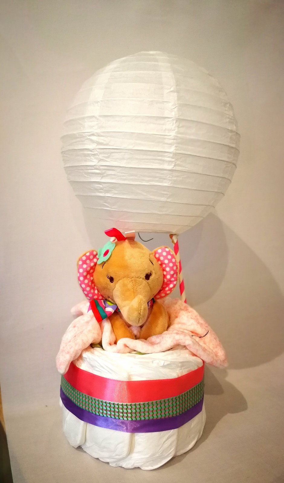 Gateau De Couche Montgolfiere A Tourcoing Catcreation