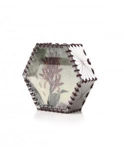Broche soie, plexiglas, inox et fil, Chiara Scarpitti
