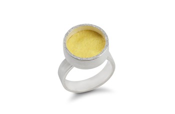 Bague en argent et couleur interchangeable.